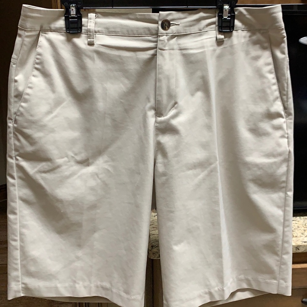 Adidas climalite shorts light khaki 34